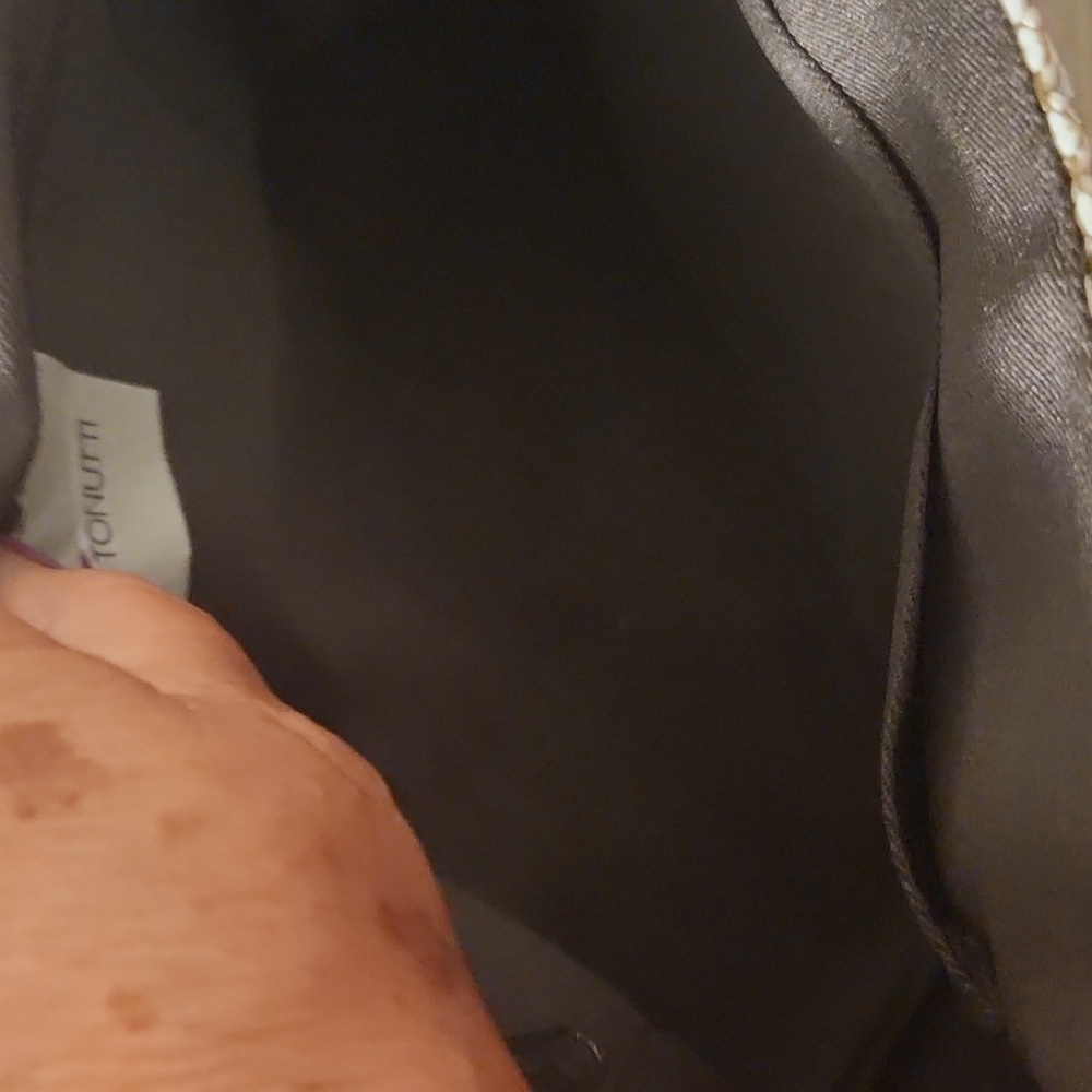 ALMA TONUTTI White and Gold  purse - Picture 4 of 8